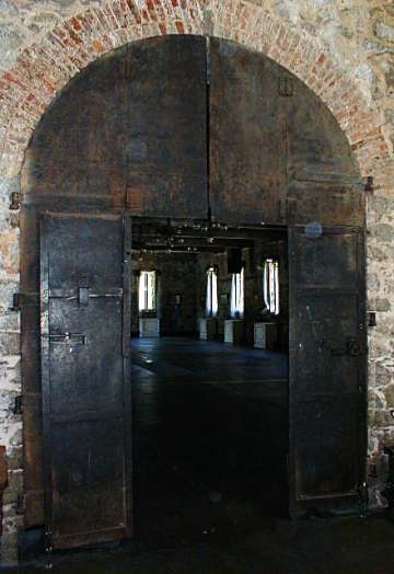 foundry hot room entry